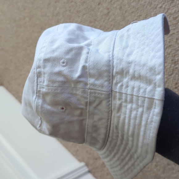 Chok Lids | White Bucket Hat - Picture 4 of 6